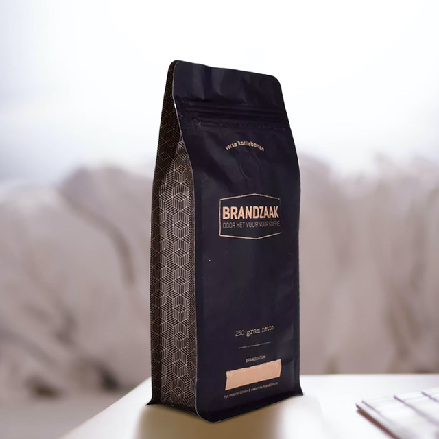 Matte Black Kraft Paper Side Gusset Coffee Packaging