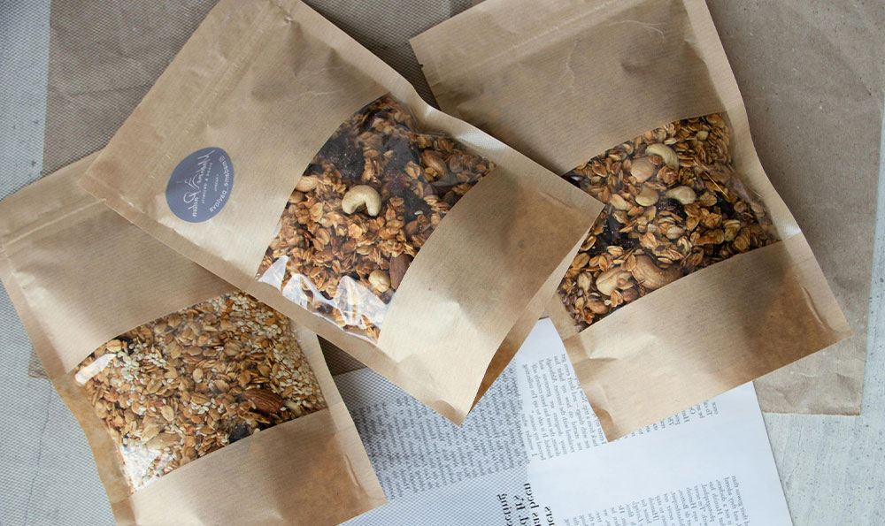 granola pouch packaging