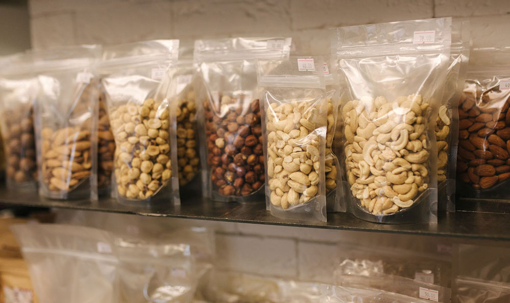 packaging for nuts.jpg